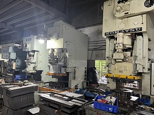 Nhà máy sản xuất 3